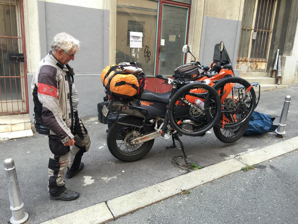 洛巴格拉住宿加早餐旅馆 萨格勒布 外观 照片
